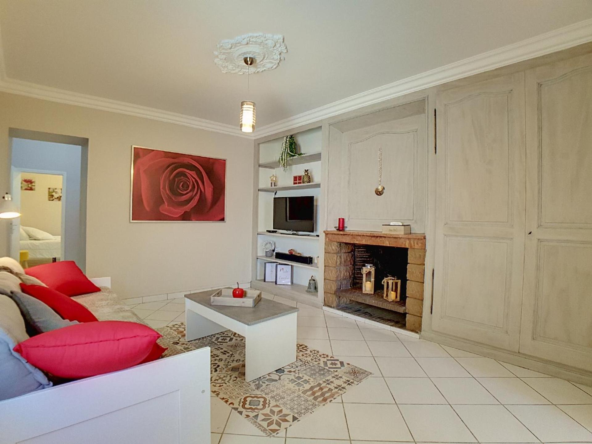 Stop Chez M Cozy # Qualite # Confort # Simplicite Pierre-Bénite Εξωτερικό φωτογραφία